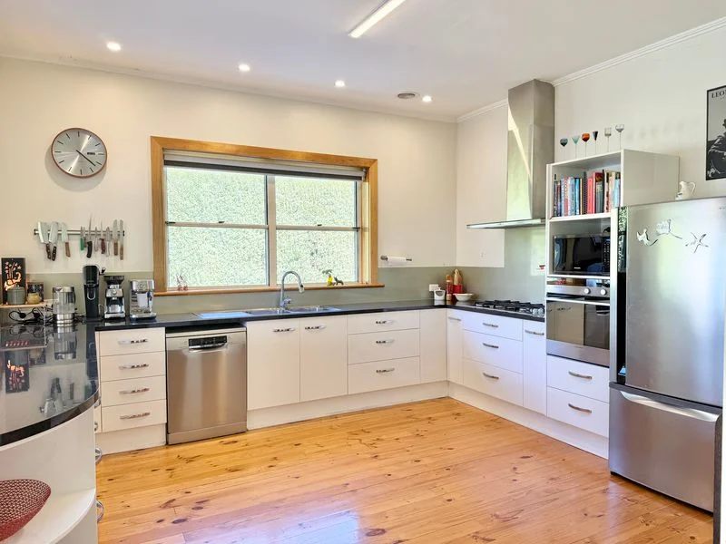 58 Shepherdson Road, Mount Gambier SA 5290 photo 3