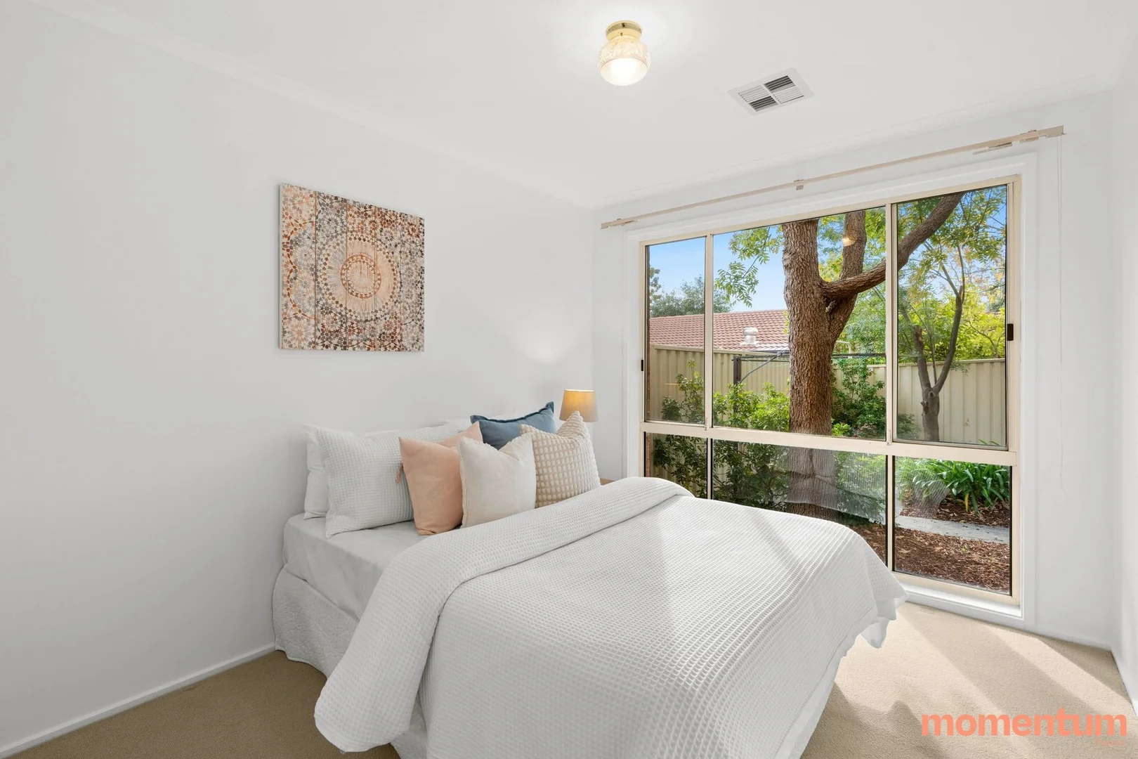 Additional image 12 of 2 Edney Place, Isaacs ACT 2607
