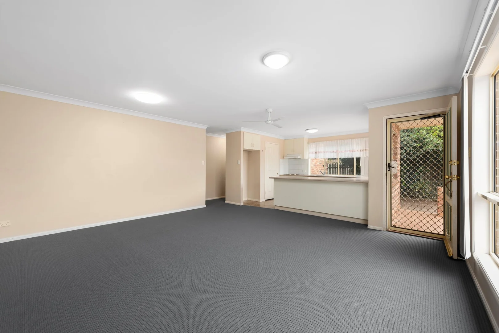 Additional image 3 of 3/245 Nelson Street, Kearneys Spring QLD 4350