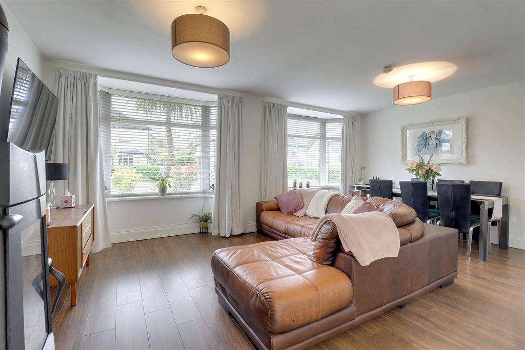 Additional image 3 of 4 bed bungalow for sale97 Donaghadee Road, Bangor BT20