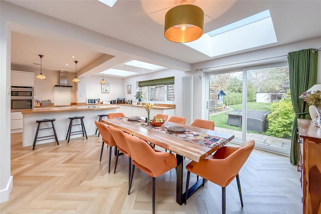 Additional image 6 of Laburnum Grove, St. Albans, Hertfordshire, AL2