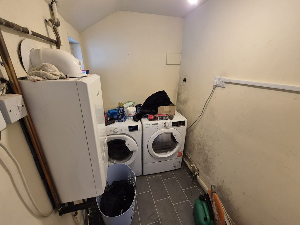 Additional image 5 of 2 bed terraced house for salePool Road, Leicester LE3