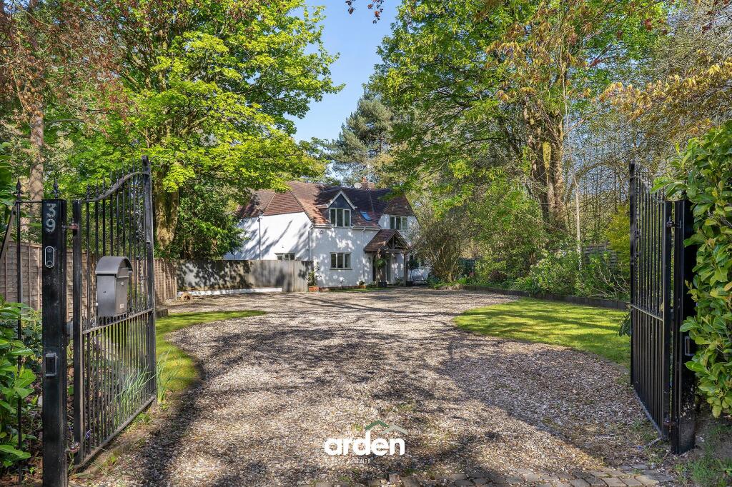 Additional image 35 of Mearse Lane, Barnt Green, B45