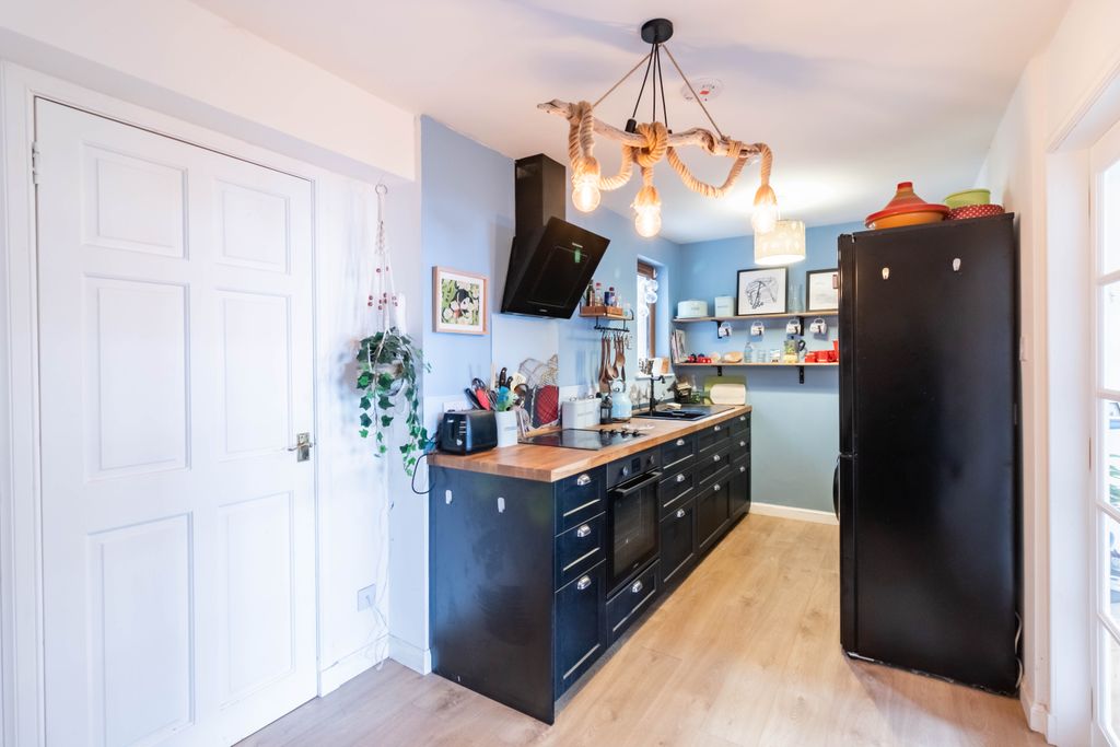 Additional image 9 of 3 bed flat for saleShoretack Court, Gourdon DD10