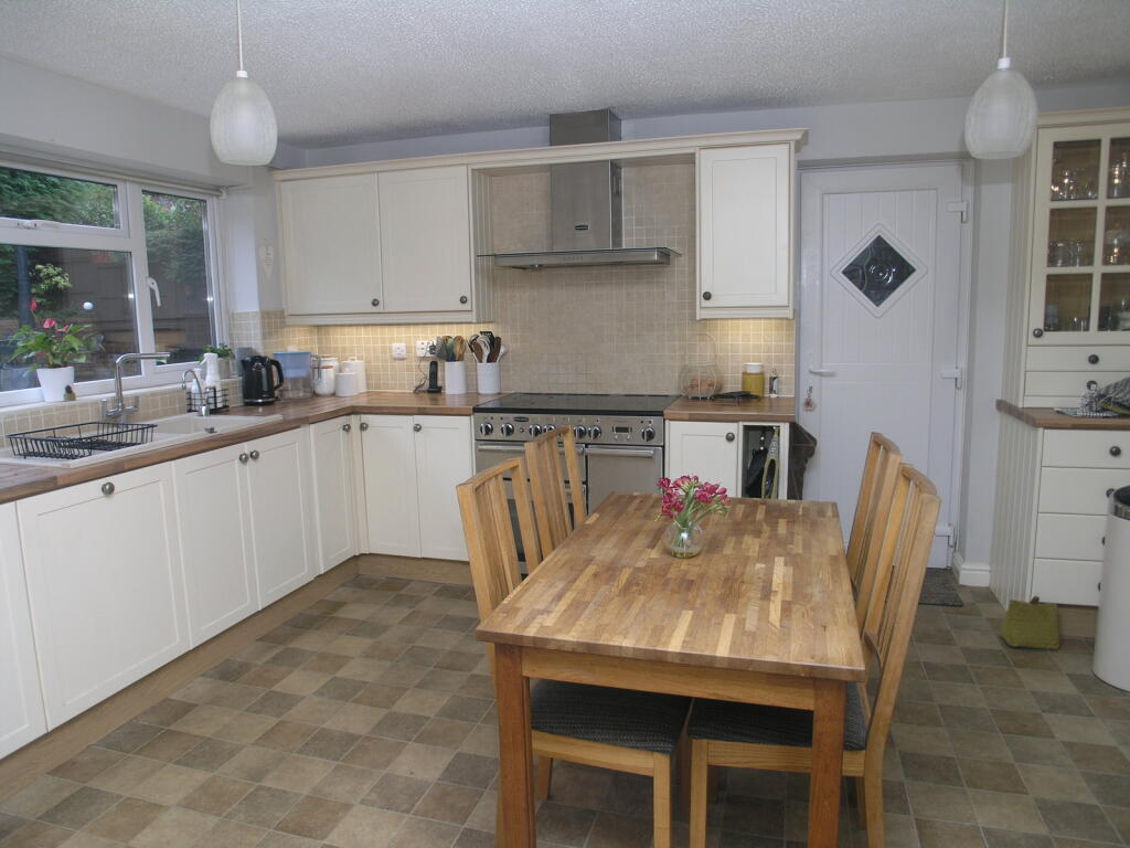 Additional image 6 of HALESOWEN, Cloister Drive
