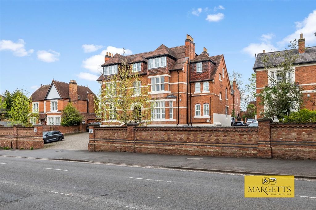 Additional image 27 of 2 bed flat for saleSouthcotes, Warwick New Road, Royal Leamington Spa CV32
