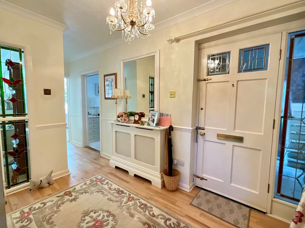 Additional image 6 of 2 bed flat for saleHafod Court, Stow Park Crescent, Newport NP20