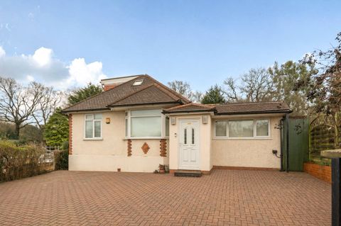 Kingsmead, New Barnet, Hertfordshire EN5