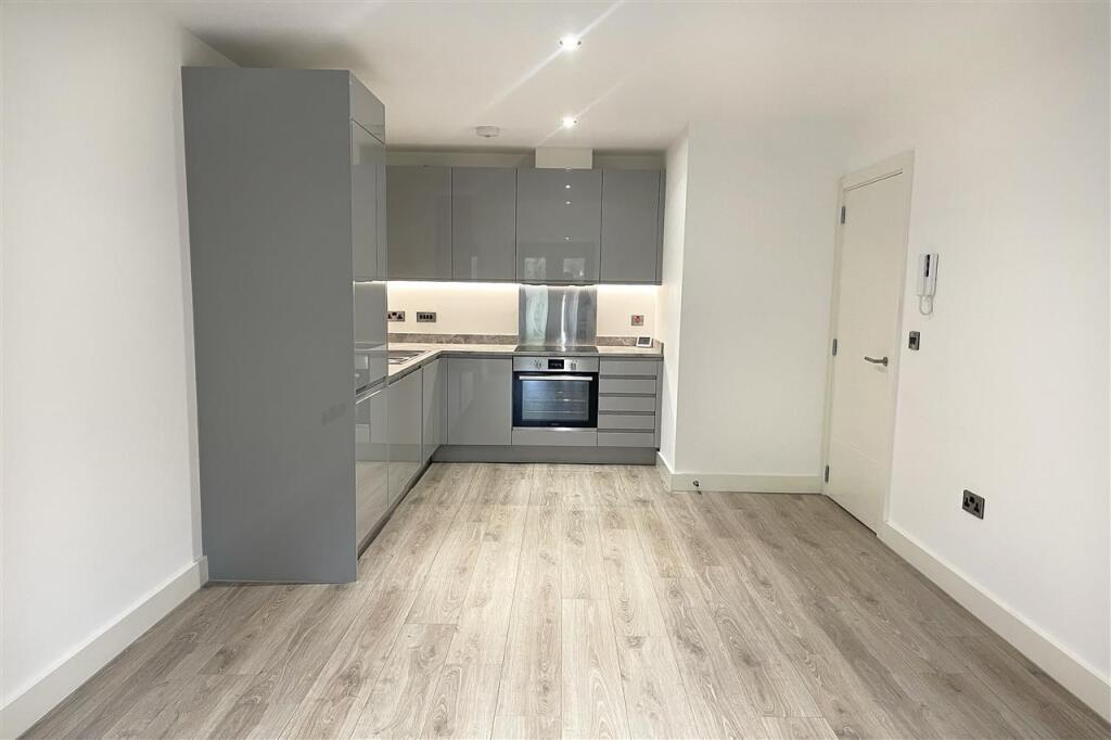 Additional image 5 of Broadoaks, 548 Streetsbrook Road, Solihull