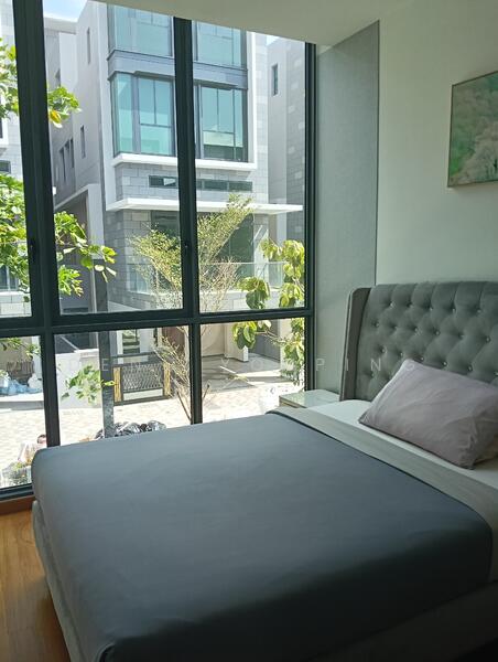 Belgravia Drive photo 4