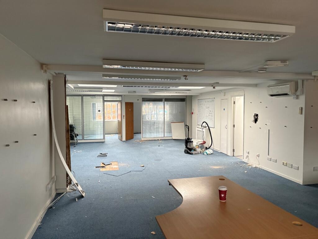 Additional image 2 of Solihull, First Floor Offices, 148-152 High Street, B91 3SX