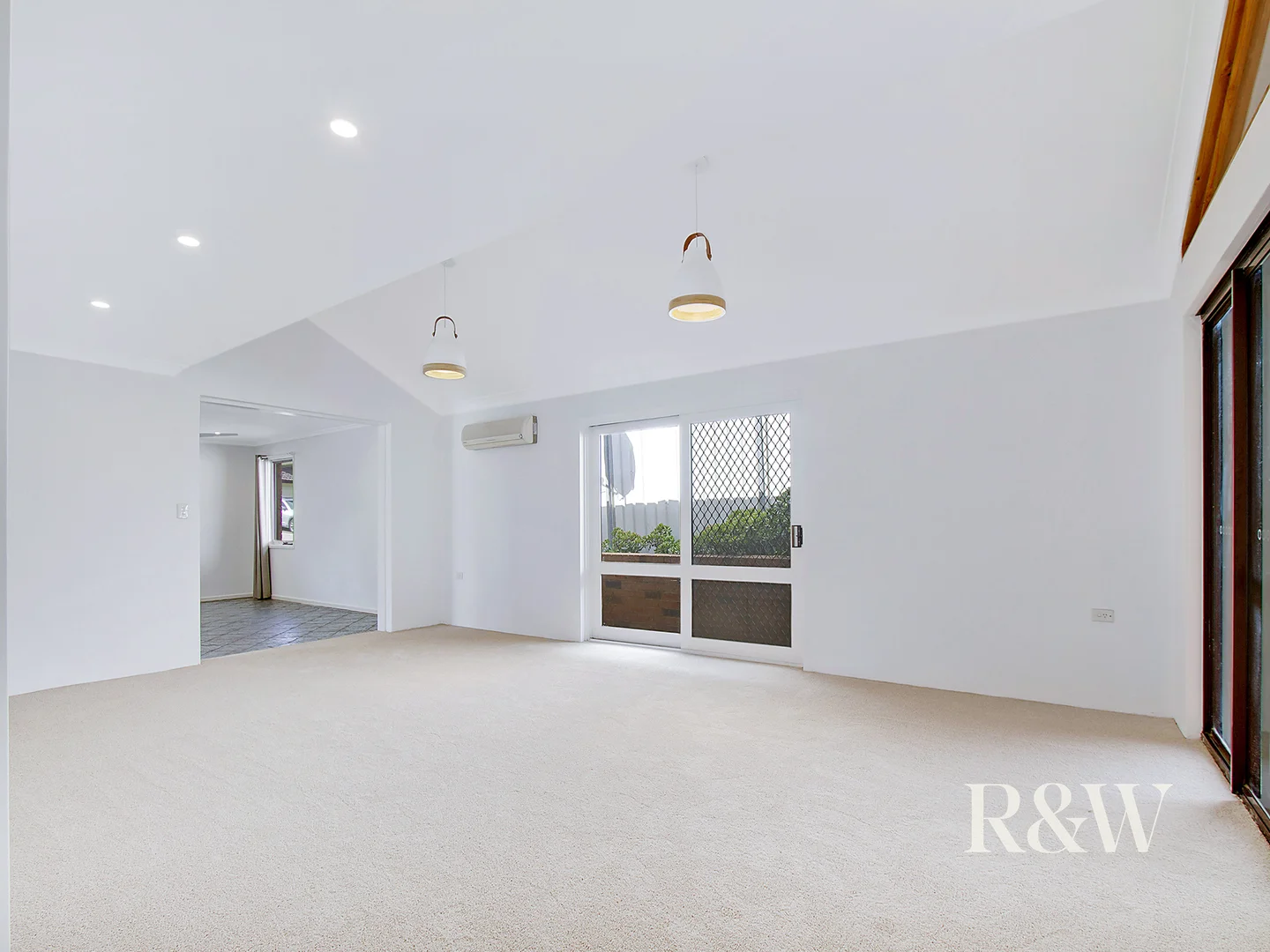Additional image 3 of 36 Ontario Avenue, St Clair NSW 2759