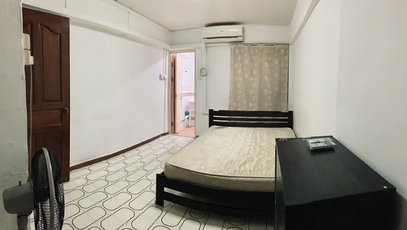 345 Clementi Avenue 5 photo 4