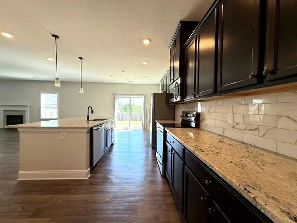 Additional image 5 of 190 Red Oak Place, Smiths Station, AL 36877