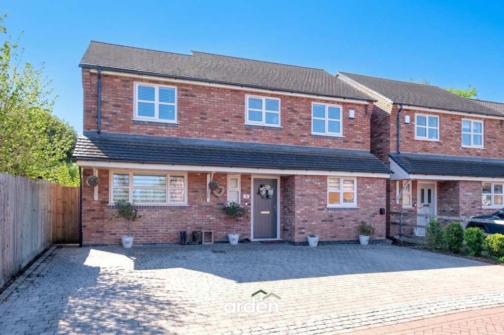 Shaw Lane, Stoke Prior, B60