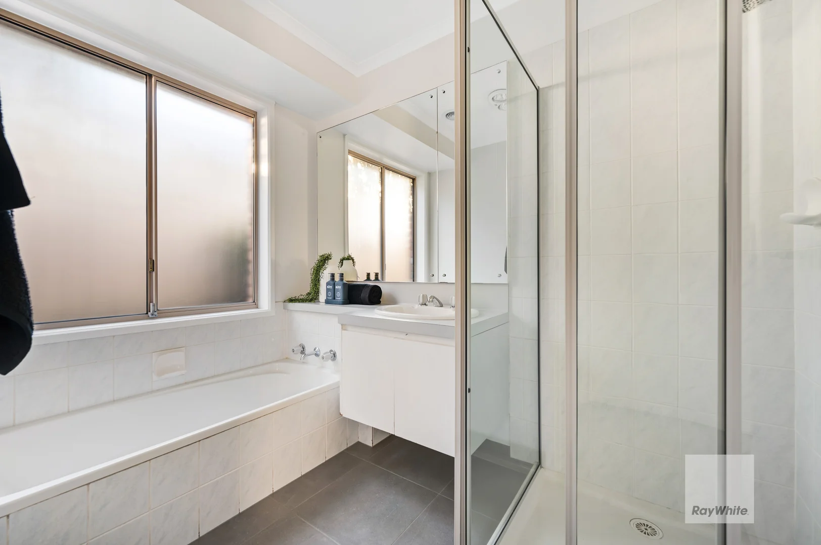 Additional image 9 of 16 Columbia Close, Tullamarine VIC 3043
