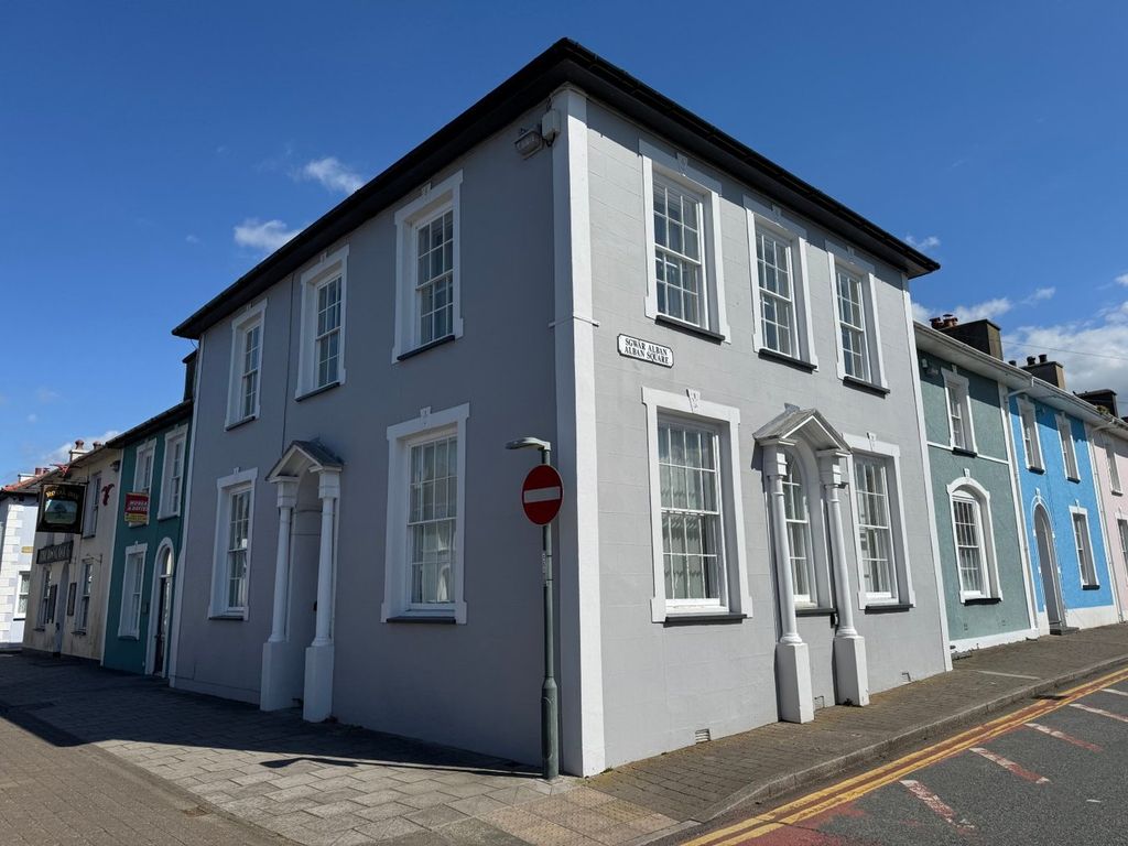 2 bed flat for saleNorth Road, Aberaeron SA46