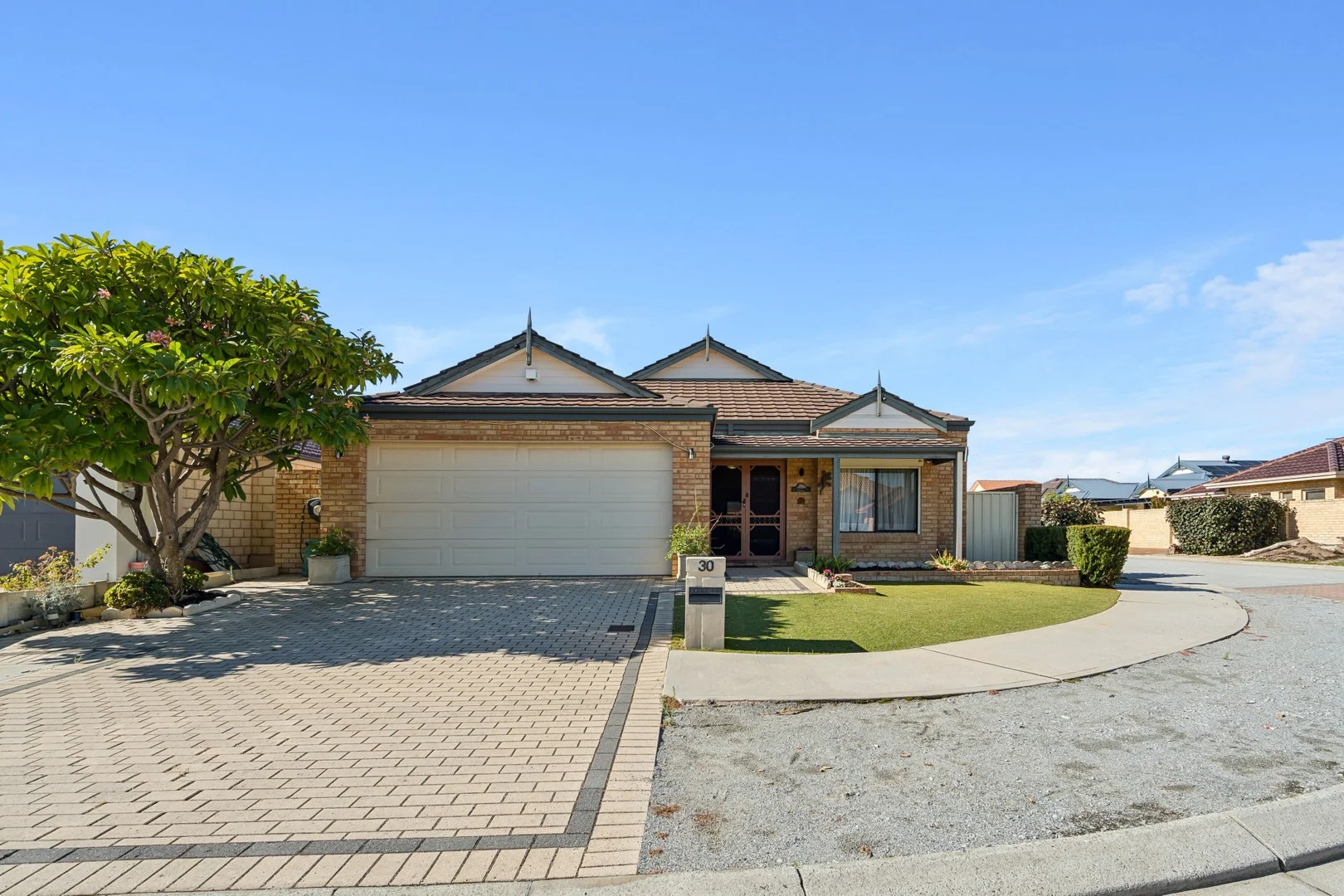 30 Claridge Circle, Thornlie WA 6108