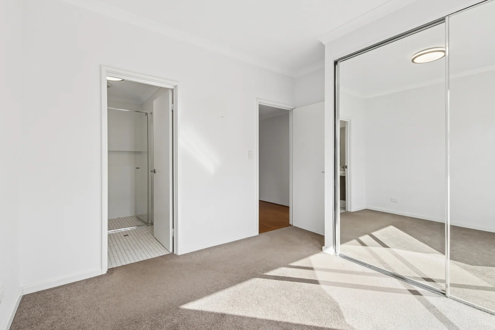 Additional image 10 of 2/151 Huntriss Road, Doubleview WA 6018