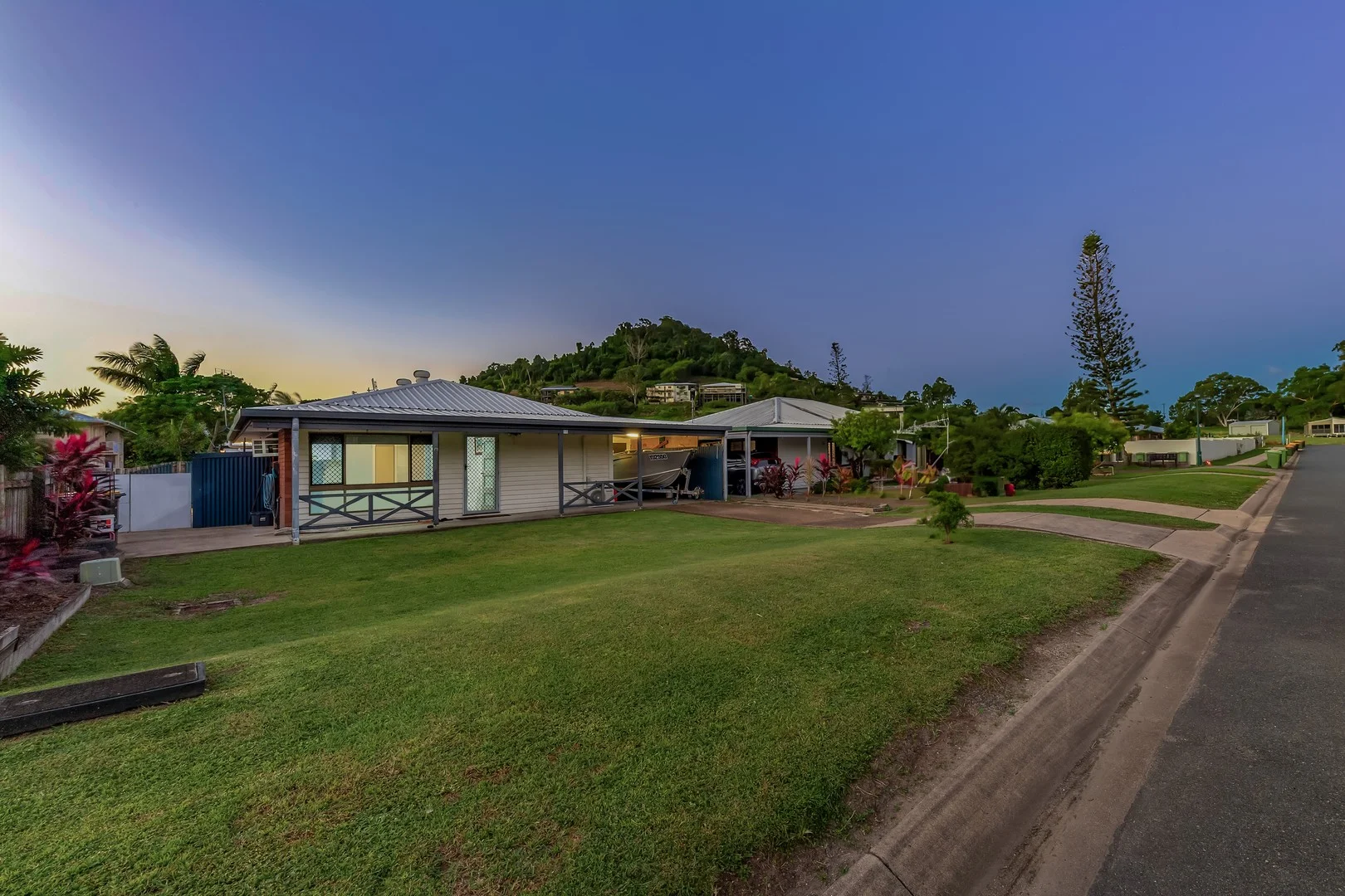 11/20 Pandanus Drive, Cannonvale QLD 4802