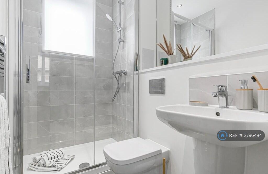 Harrier Way, Hatfield, AL10 photo 5