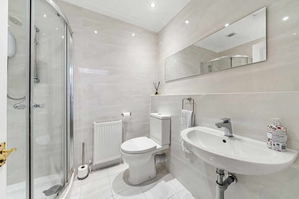 Additional image 15 of 5 bed detached house for saleVictoria Avenue, Harrogate, North Yorkshire HG1