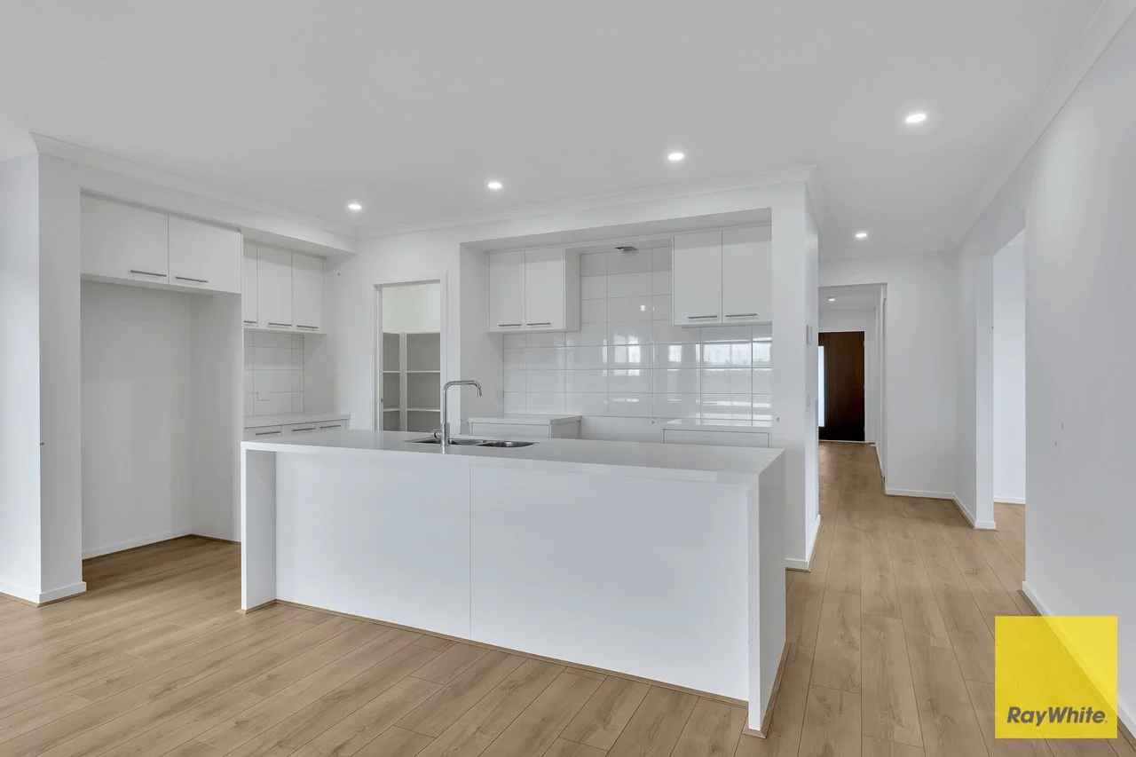 Additional image 8 of 59 Northstowe Crescent, Strathtulloh VIC 3338