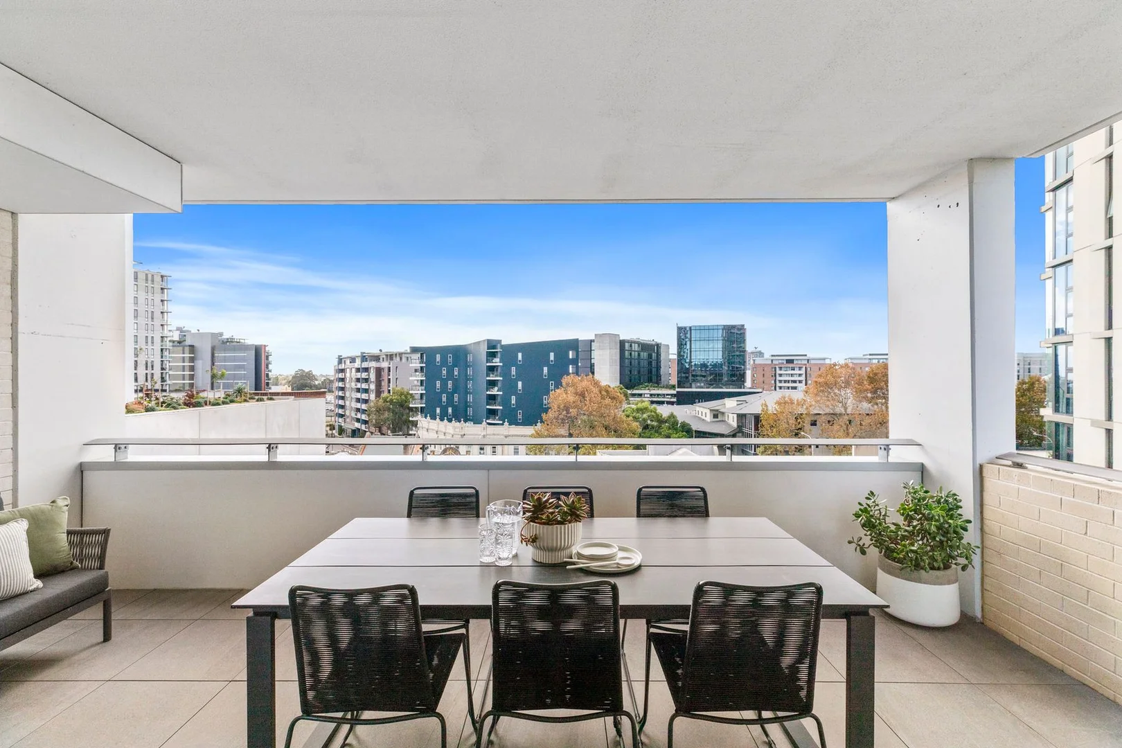 Additional image 3 of 504/470 King Street, Newcastle West NSW 2302
