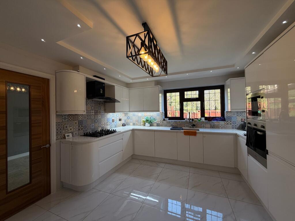 Additional image 2 of Oldacre Close, Sutton Coldfield, B76