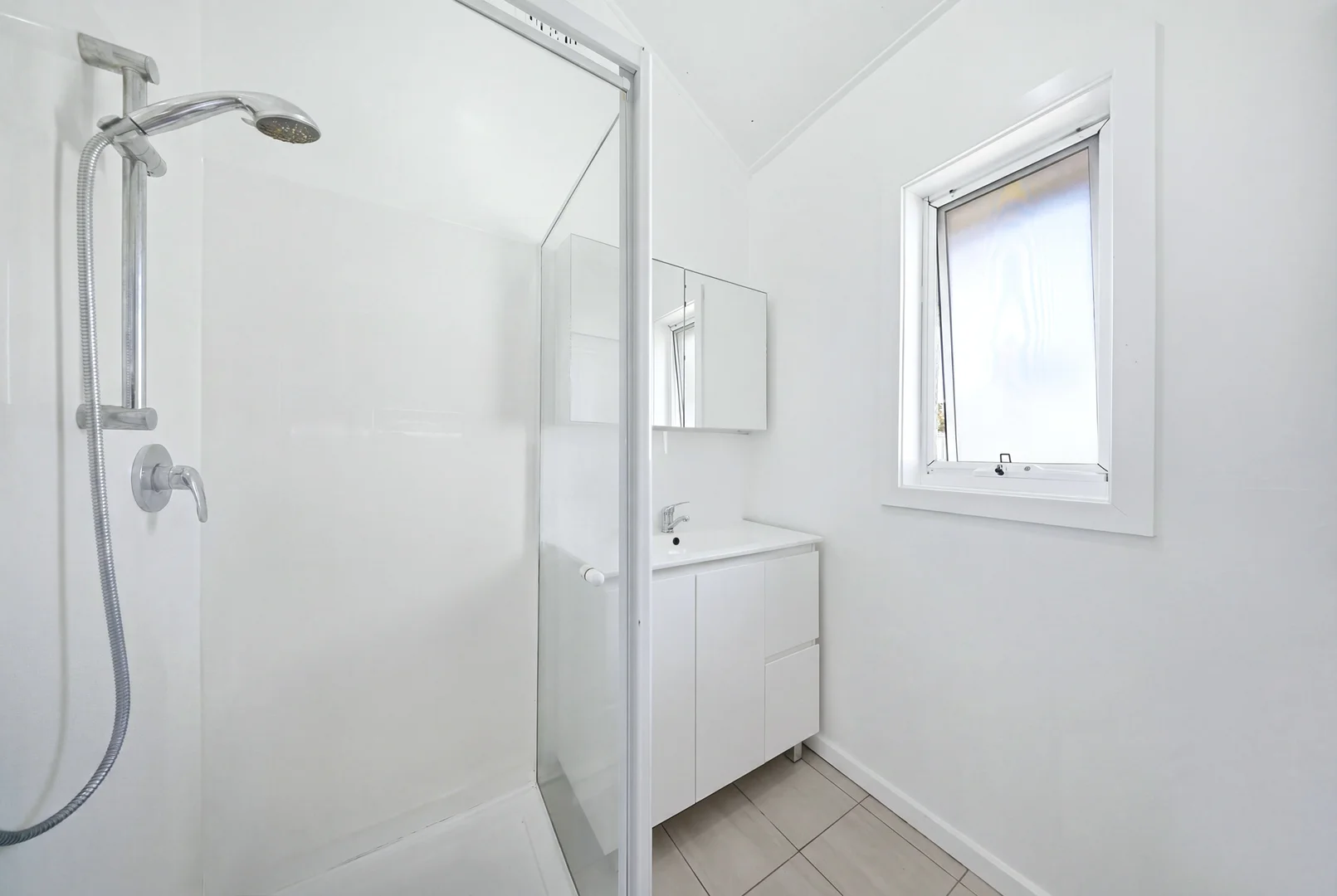 Additional image 11 of 296 Fullerton Street, Stockton NSW 2295