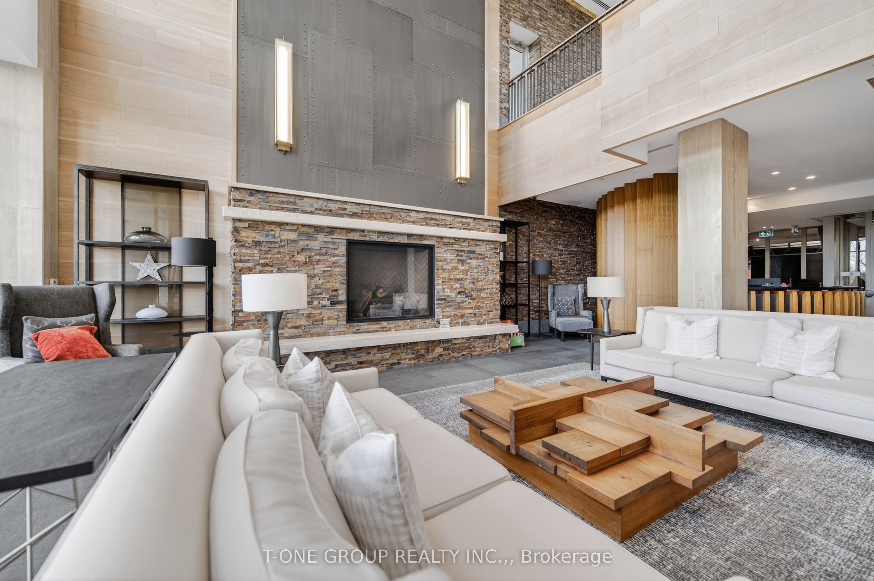Additional image 4 of 306-9 Stollery Pond Crescent, Markham, ON, L6C 0Y1