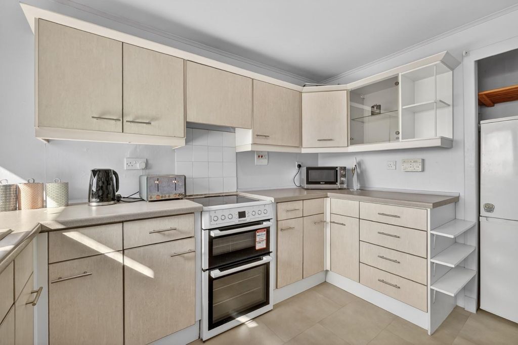 Additional image 8 of 2 bed flat for saleSpringfield Gardens, Largs KA30