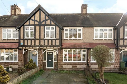Milborough Crescent, London SE12