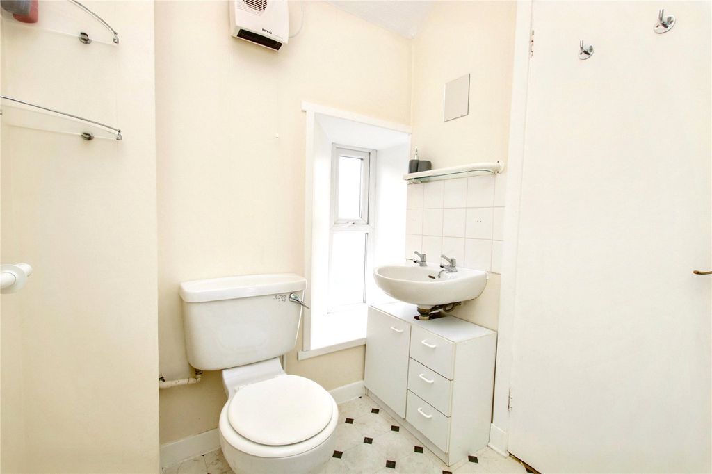 Additional image 12 of 1 bed flat for saleLaing Street, Kirkwall KW15