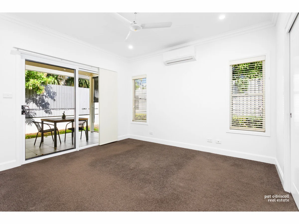 5/200 Upper Dawson Road, The Range QLD 4700 photo 4