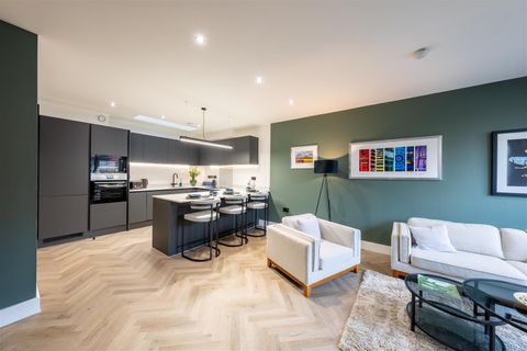 Ardwick Green, Manchester M12, New home