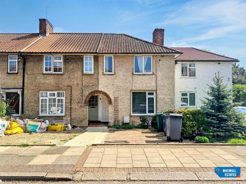 Colchester Road, Edgware HA8