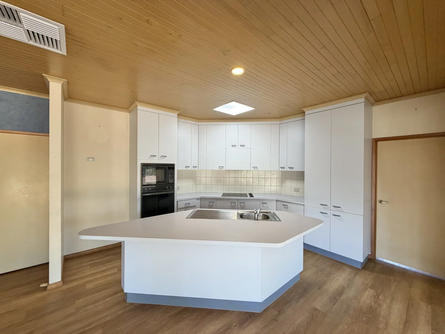 Additional image 4 of 88-90 Vermont Street, Barooga NSW 3644