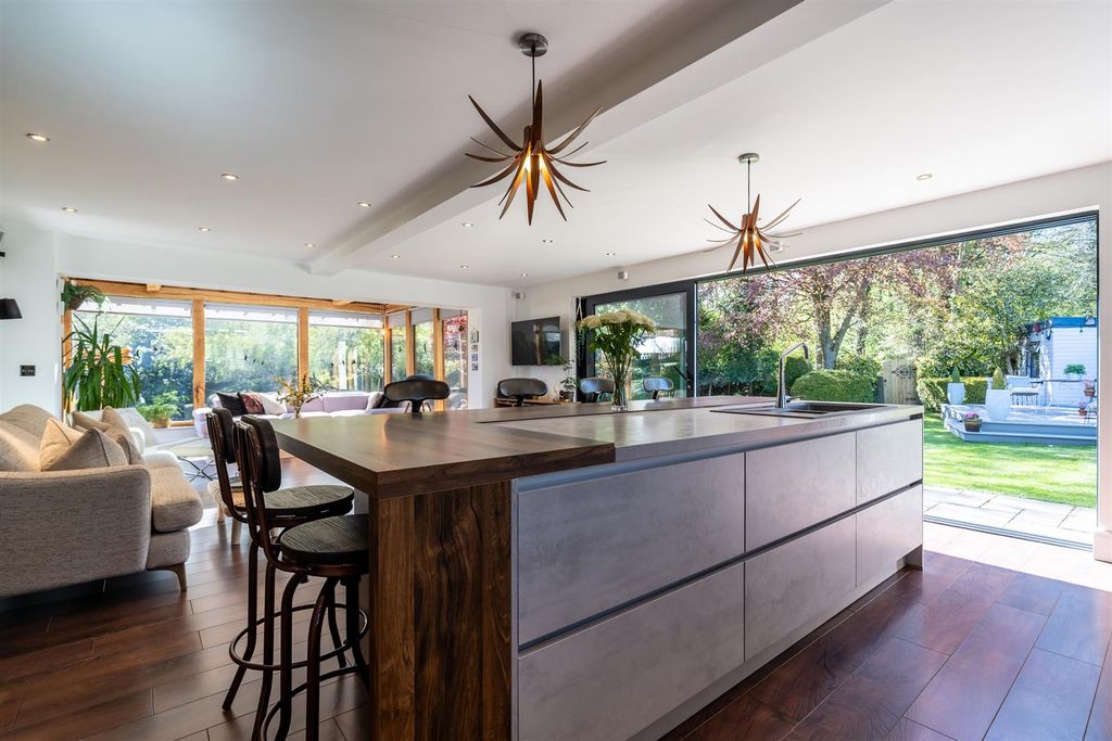 Additional image 8 of 4 bed detached house for saleOld Hay Lane, Sheffield S17