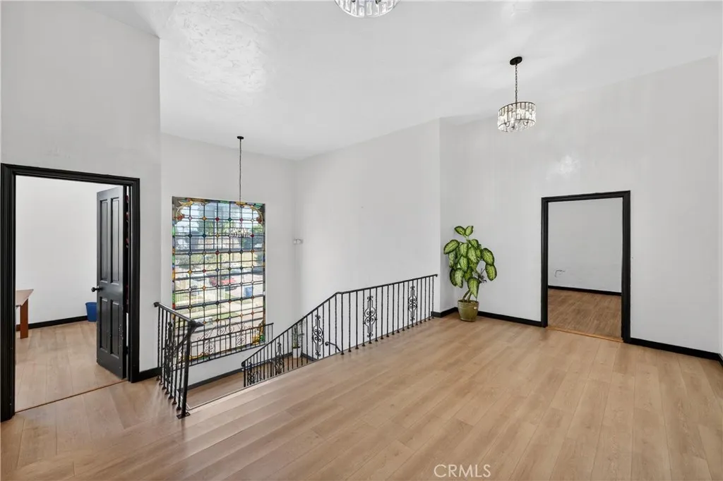 Additional image 22 of 7101 Menlo Ave, Los Angeles, CA 90044