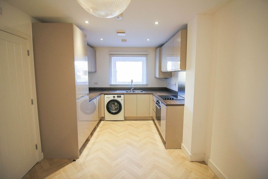 Additional image 6 of 3 bed semi-detached house for saleFox Avenue, Yatton, Bristol BS49