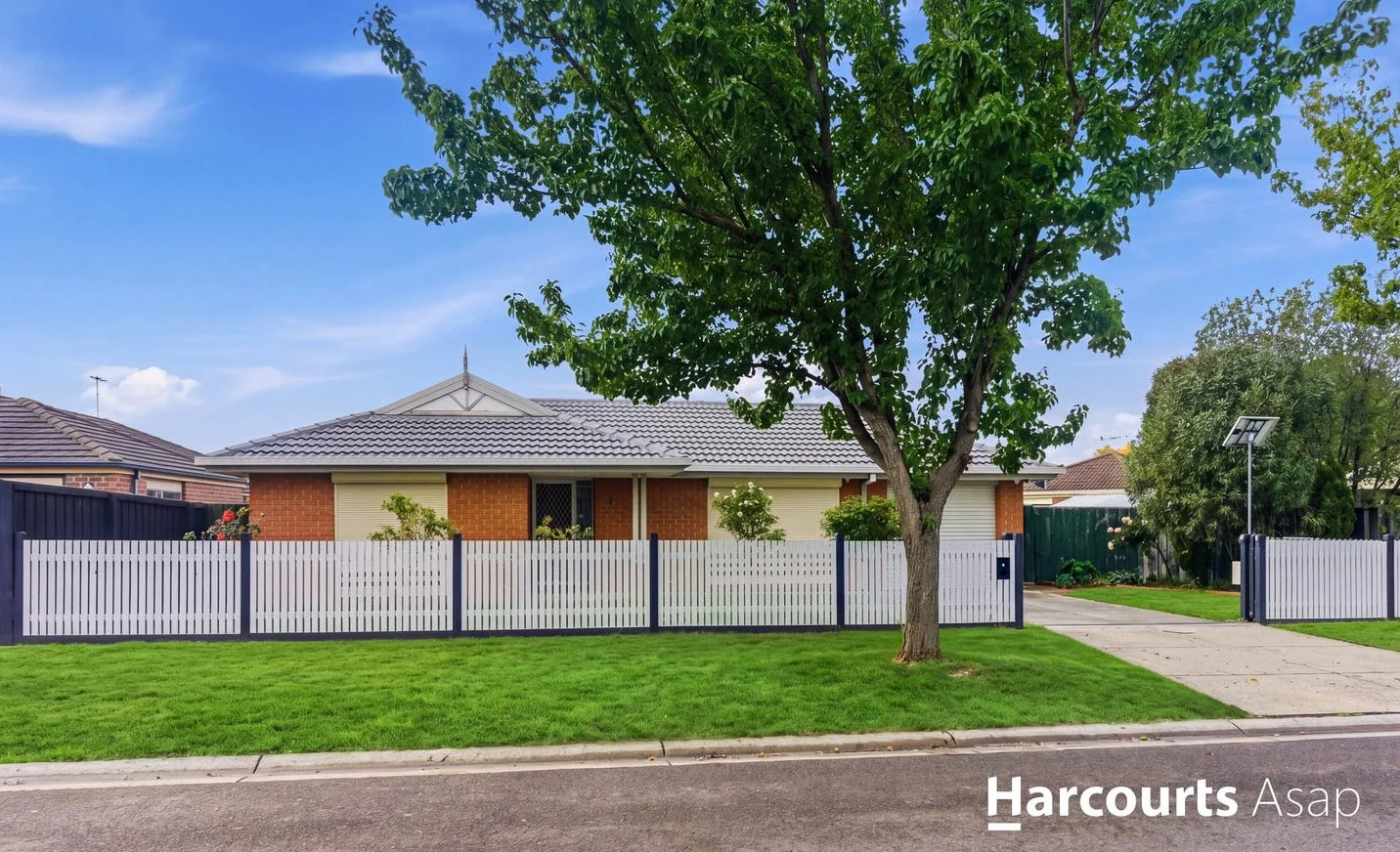 8 Earlwood Street, Narre Warren South VIC 3805