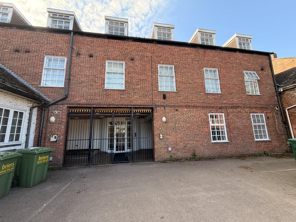 Office Suite C, The White House, 93 Lichfield Street, Tamworth, Staffordshire, B79 7QF