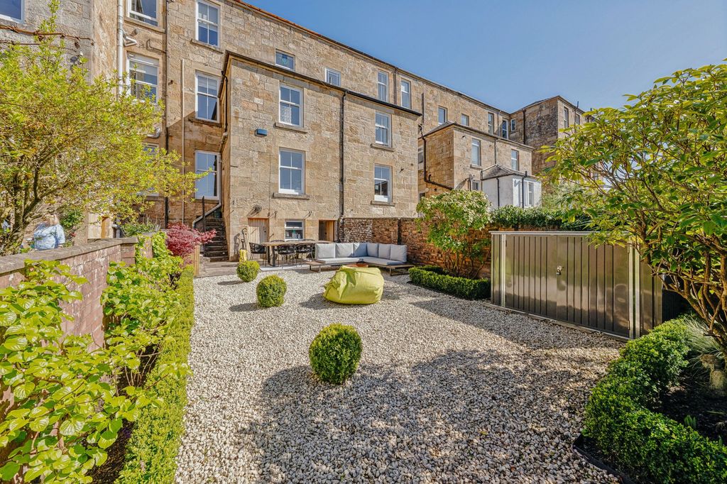 Additional image 28 of 4 bed town house for sale3 Prince Albert Terrace, Helensburgh G84