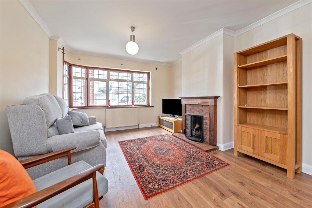 Kingshill Avenue, St. Albans photo 4