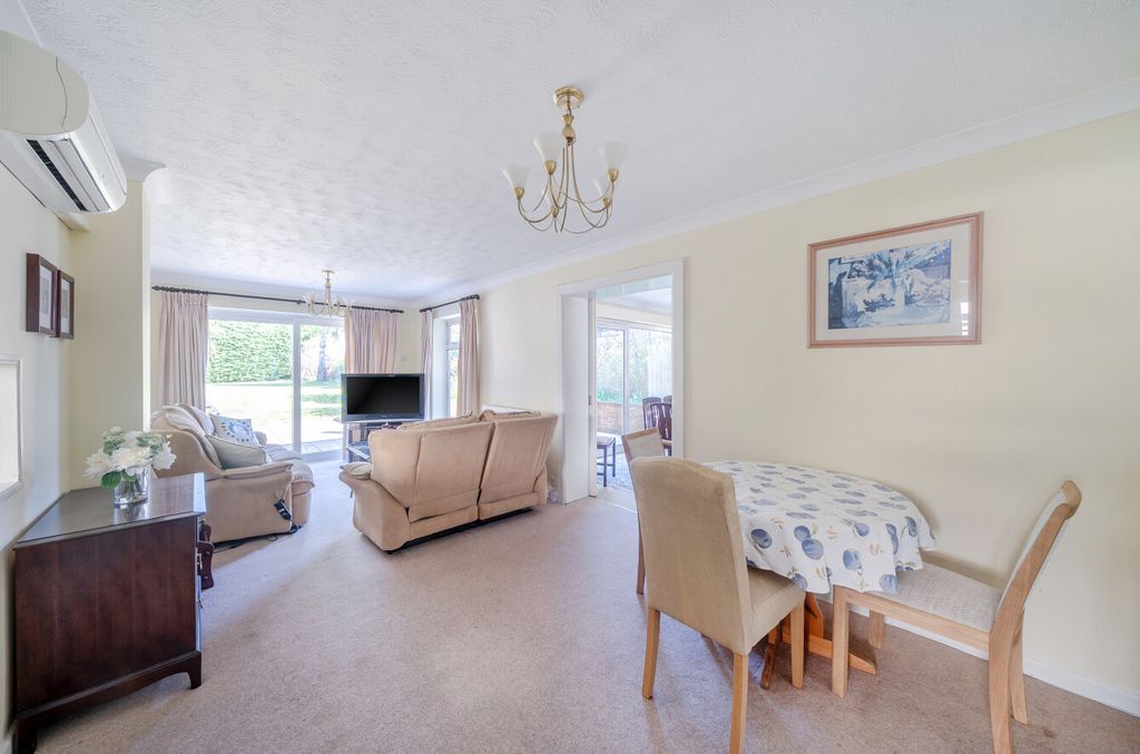 Additional image 4 of 4 bed detached house for saleBassett Heath Avenue, Bassett, Southampton, Hampshire SO16