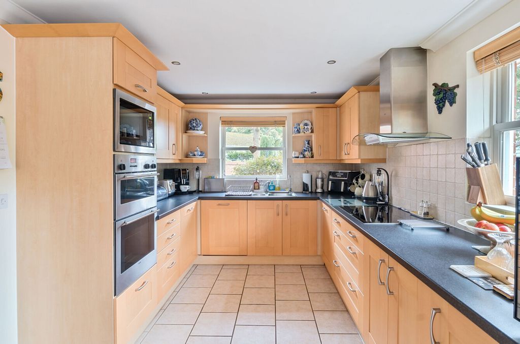 Additional image 3 of 5 bed detached house for saleCleek Drive, Bassett, Southampton, Hampshire SO16