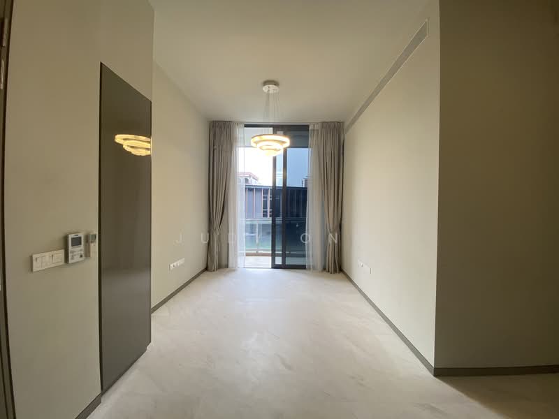 5 Robin Drive photo 4