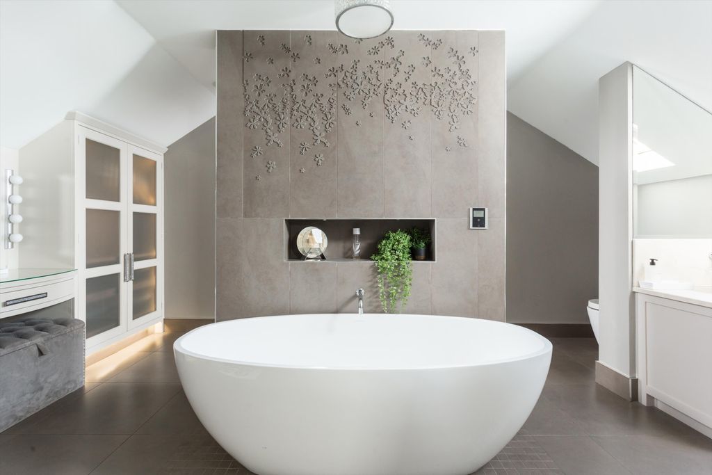 Additional image 15 of 6 bed detached house for saleHowhill Quarry Road, Beckwithshaw, Harrogate, North Yorkshire HG3