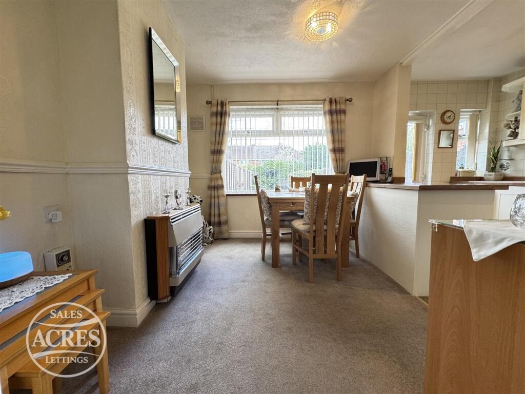 Calver Grove, Great Barr, Birmingham photo 5